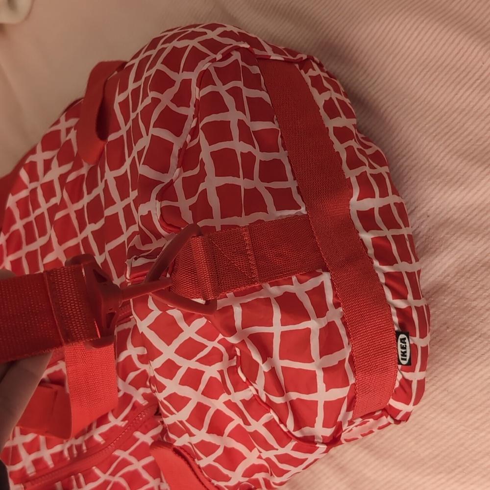 IKEA lightweight packable red and white grid pattern duffel bag - Picture 4 of 10